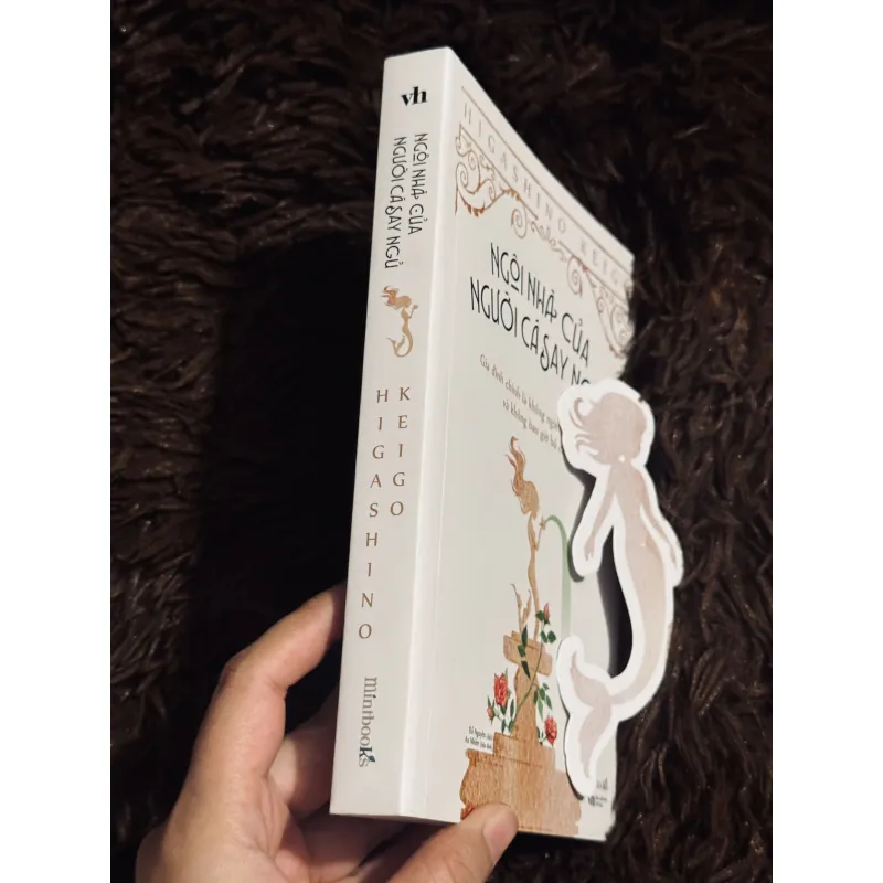 Ngôi nhà của người cá say ngủ 996764