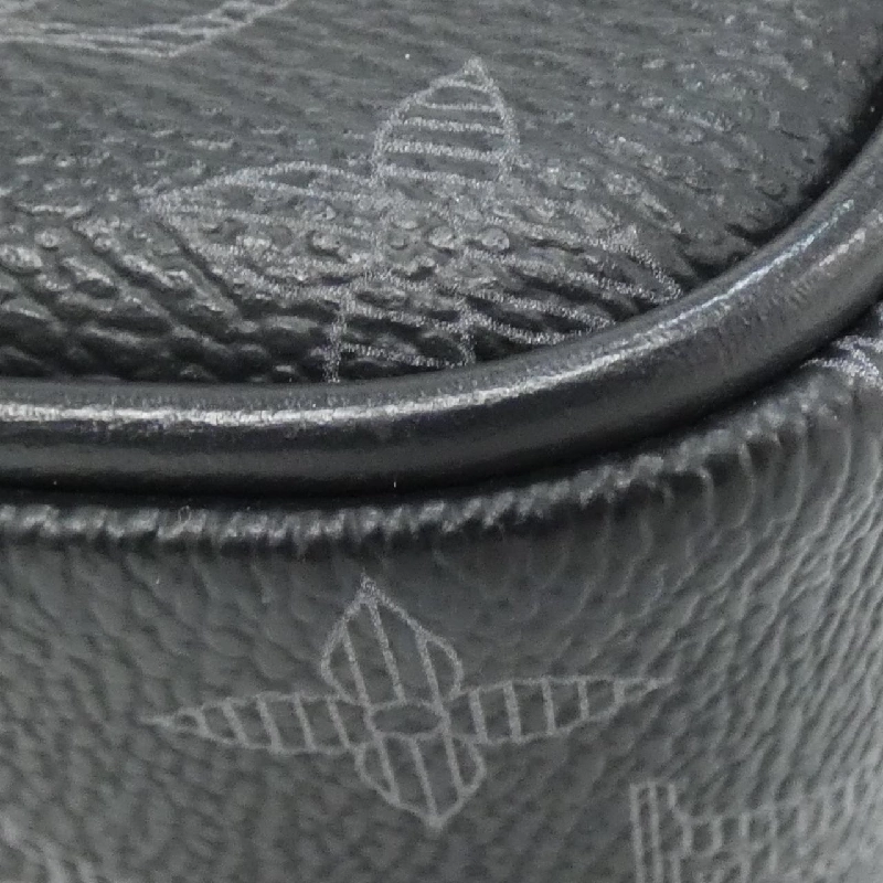 Túi xách vai Louis Vuitton Monogram Eclipse Danube M43677 - Hàng hiệu Authentic 802955