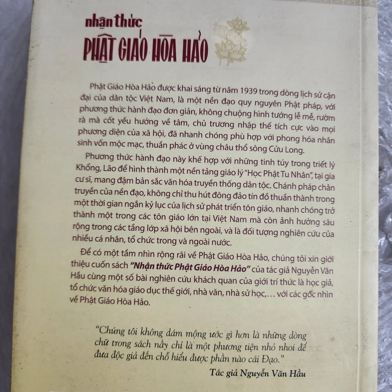 Nhận thức Phật giáo Hòa Hảo | Nguyễn Văn Hầu | xước ít mép sách như hình 469343
