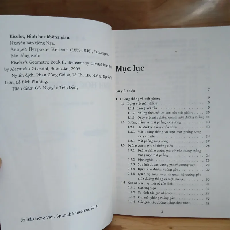 Hình Học Không Gian - A. P. Kiselev 931632