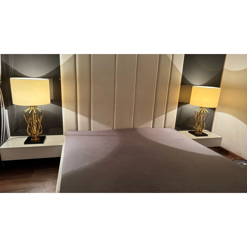 Đèn bàn/ đèn tab đầu giường decor trang trí Like new 454333