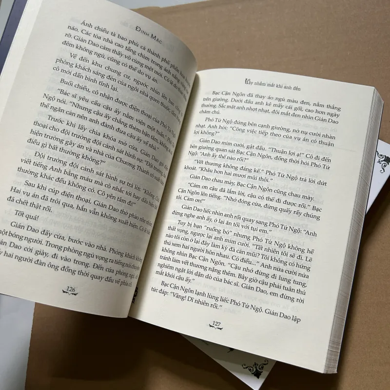 Hãy nhắm mắt khi anh đến (Bộ 2 quyển) 960856