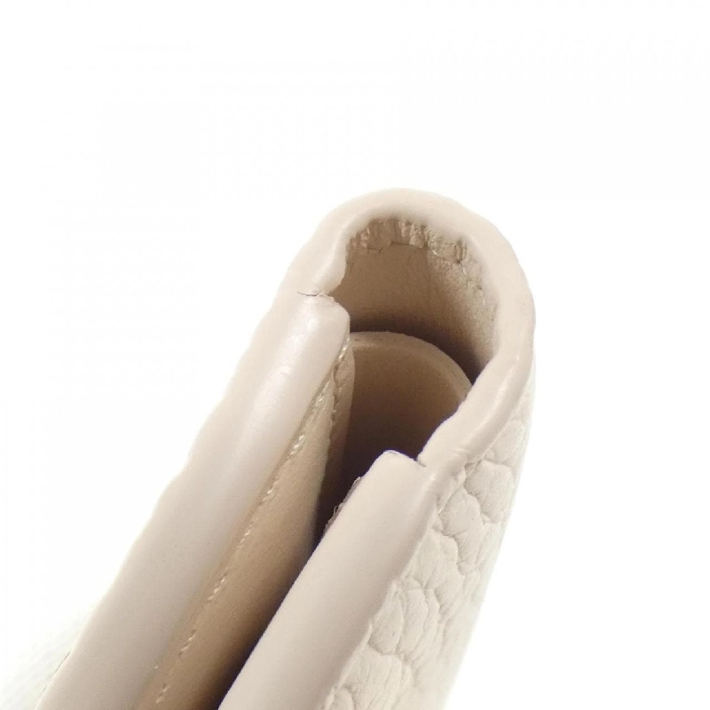 Ví Louis Vuitton Trillon Portefeuille Capucines Compact M11363 623400