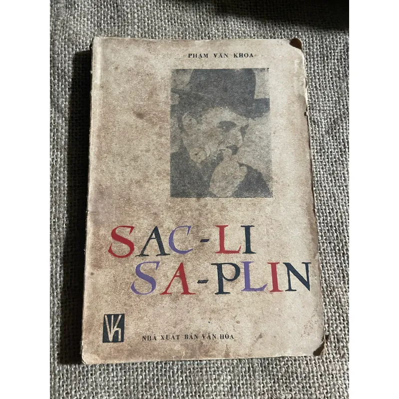 charlie chaplin, truyện ký danh nhân, điện ảnh, danh hài Sạc-lô 600008