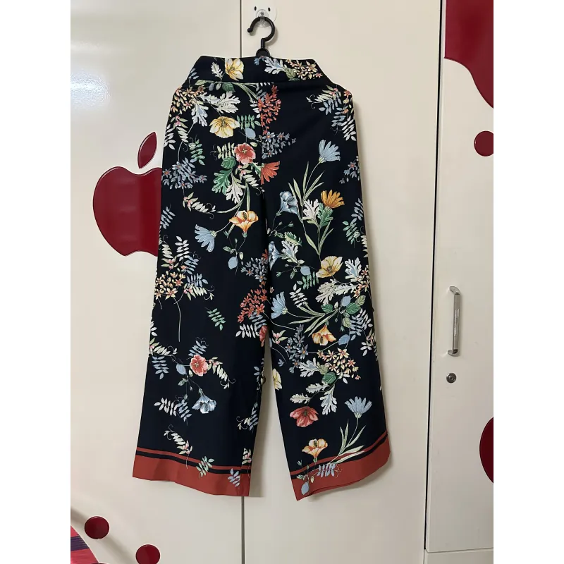 Quần hoa Zara  1003320