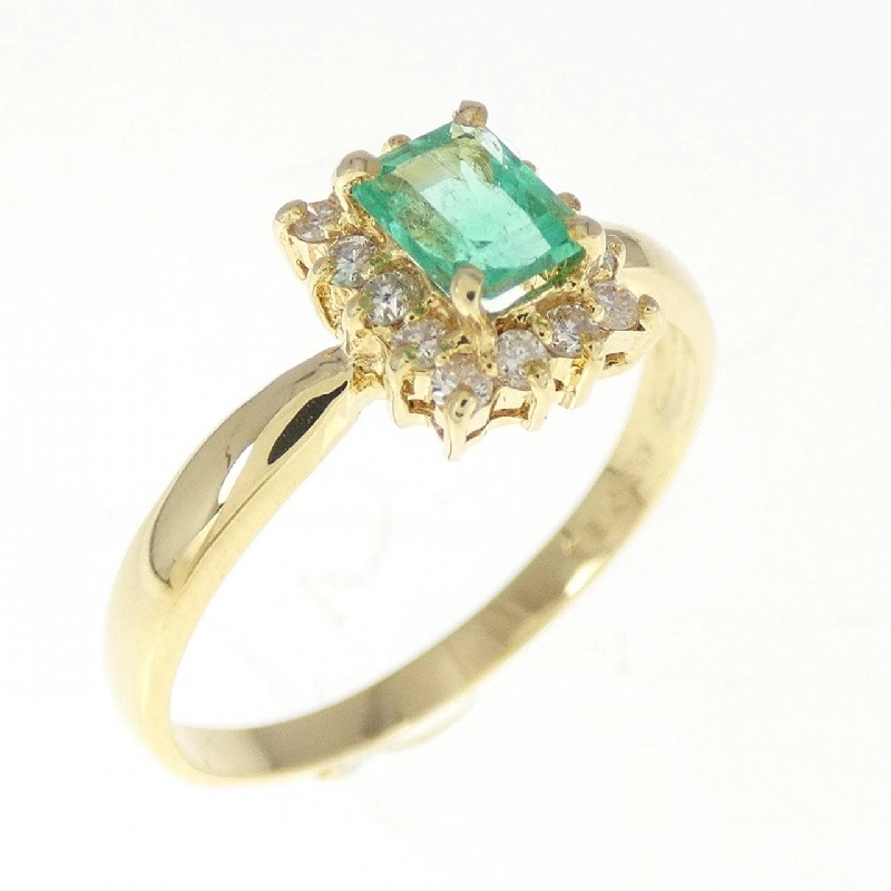 Nhẫn Ngọc Lục Bảo K18YG 670353