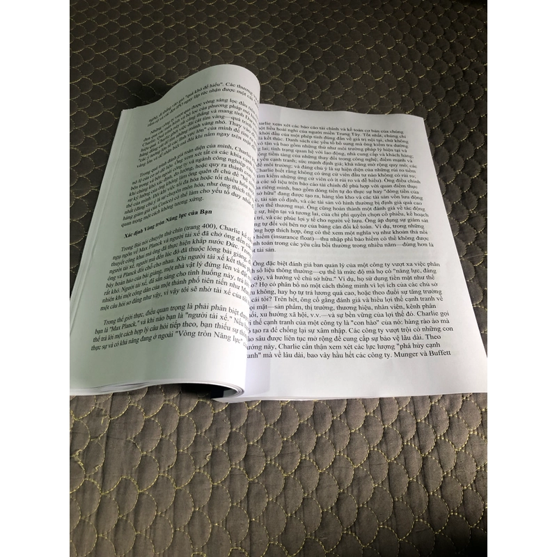 sách sổ tay niên giám của Munger  ( Poor Charlie’s Almanack ) 517170