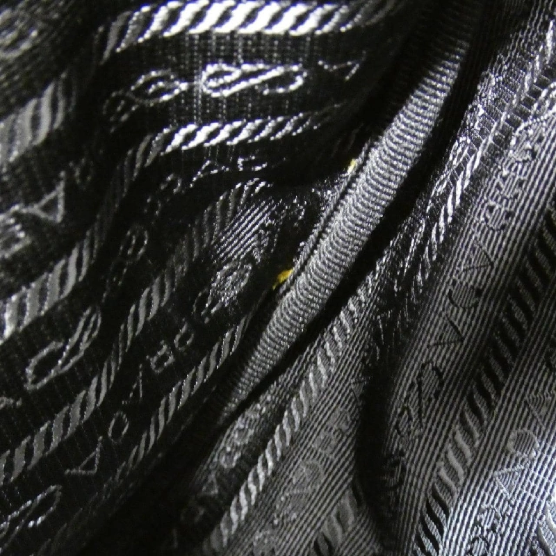 Túi xách vai Prada 1BH190 610696