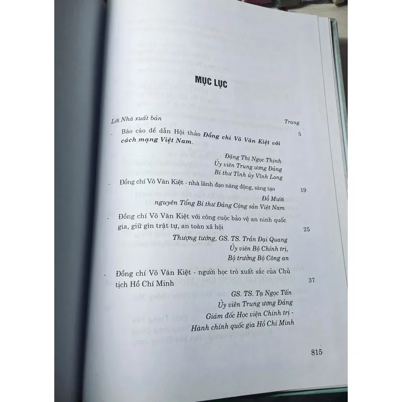 SÁCH ĐỒNG CHÍ VÕ VĂN KIỆT VỚI CÁCH MẠNG VIỆT NAM 730544