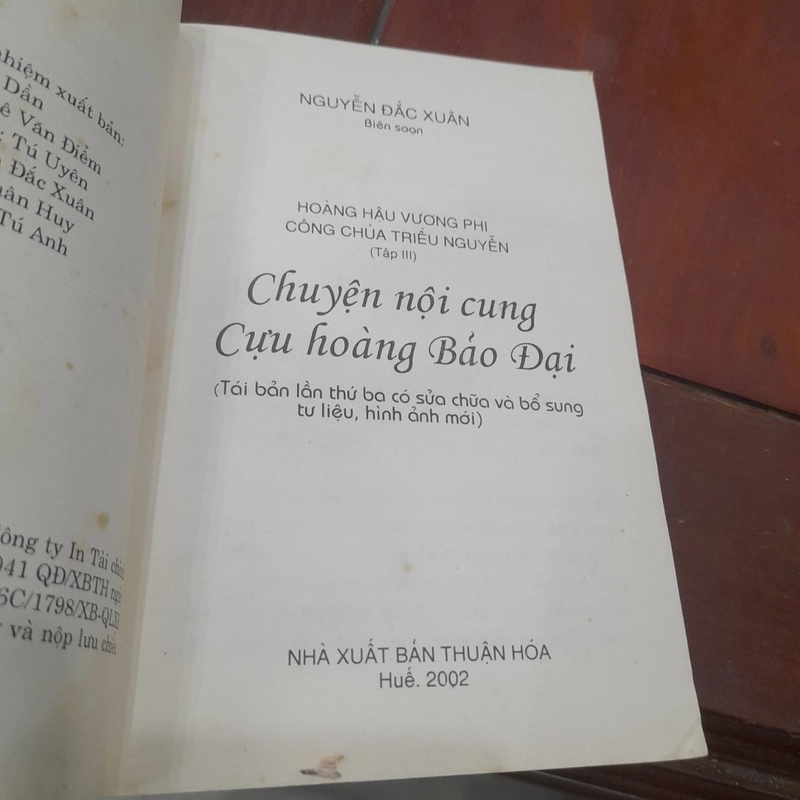 Nguyễn Đắc Xuân - CHUYỆN NỘI CUNG CỰU HOÀNG BẢO ĐẠI 469406