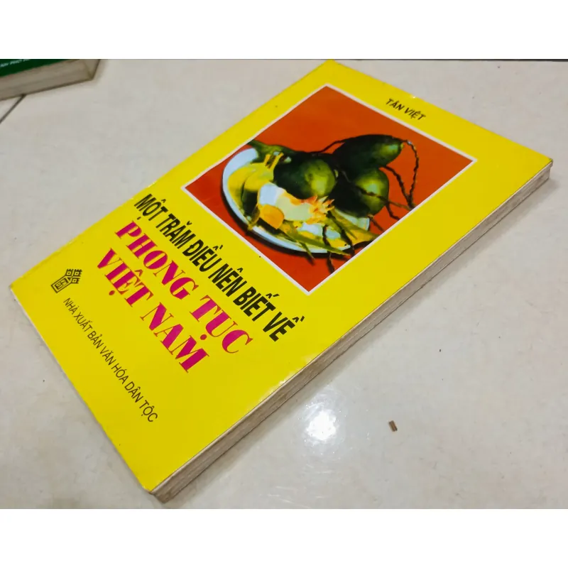 Một trăm điều nên biết về phong tục Việt Nam 🌻 777247