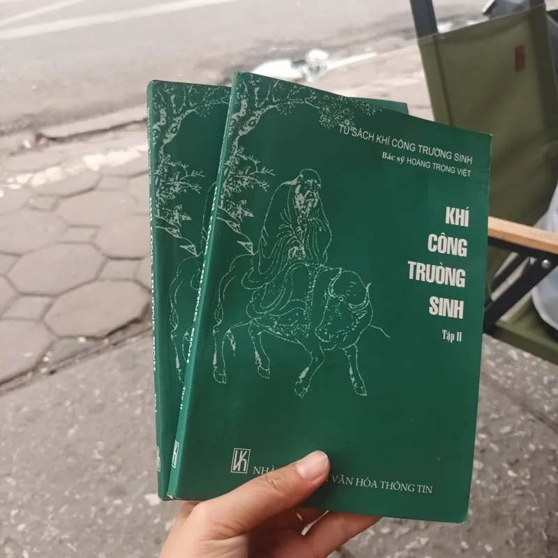 Khí công trường sinh 2 tập - Bác Sĩ Hoàng trọng Việt 975825