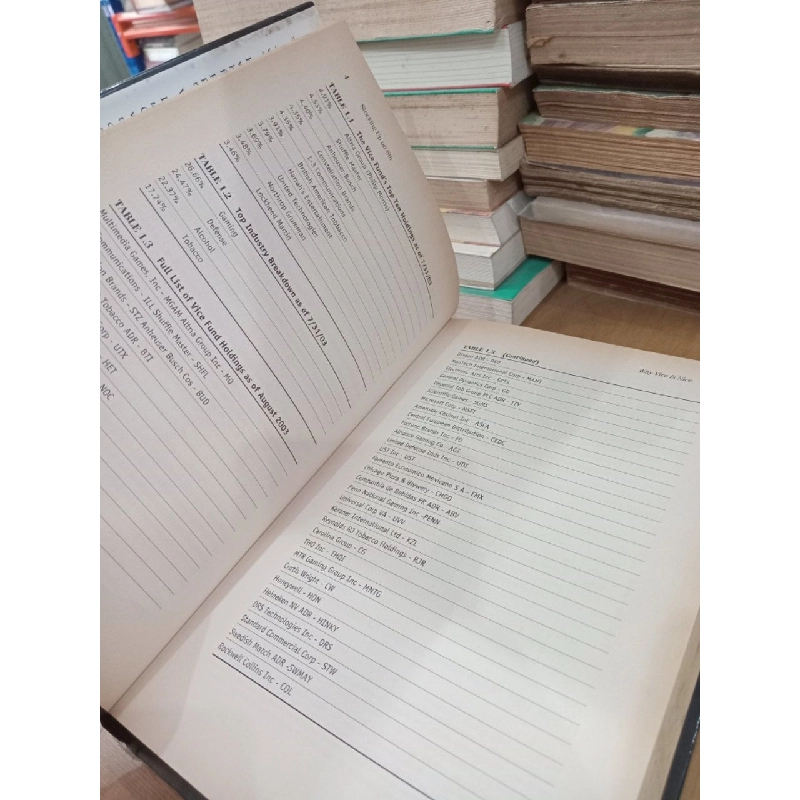 Stocking up on sin - Caroline Waxler 1019386