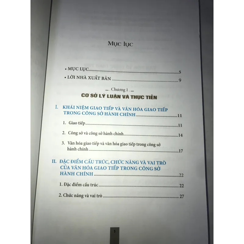 Văn hoá giao tiếp trong công sở hành chính trường hợp thành phố Hồ Chí Minh 761991