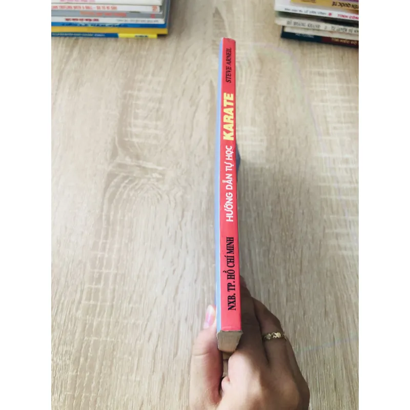 HƯỚNG DẪN TỰ HỌC KARATE  1011237