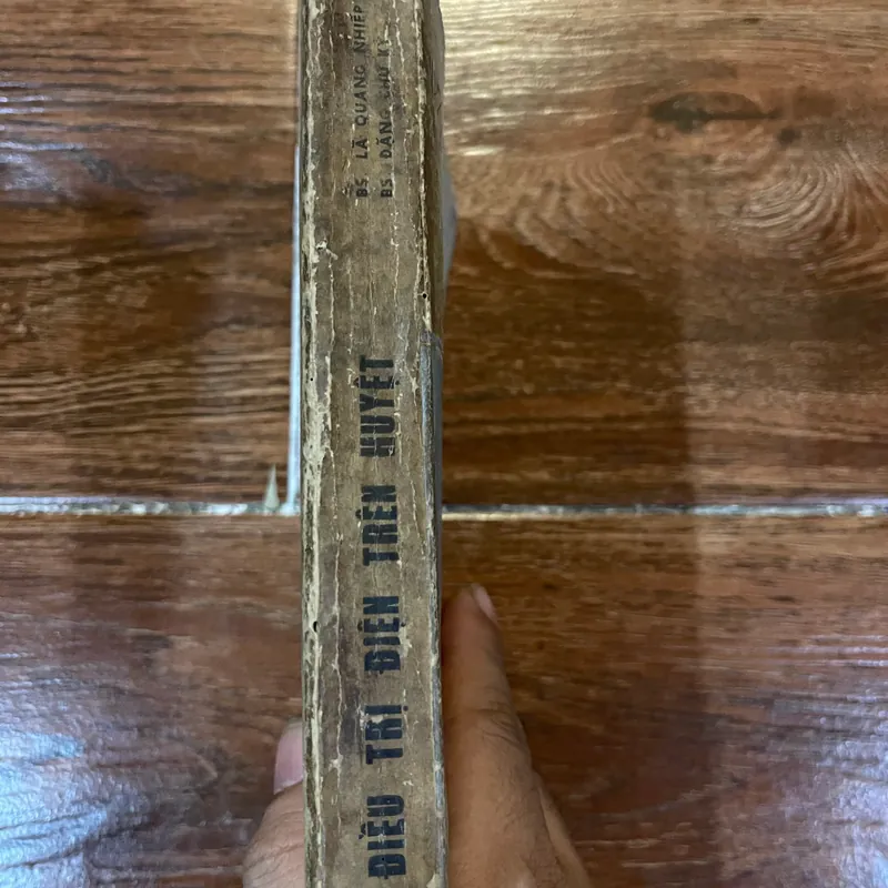 Điều trị điện trên huyệt (k3) 563910