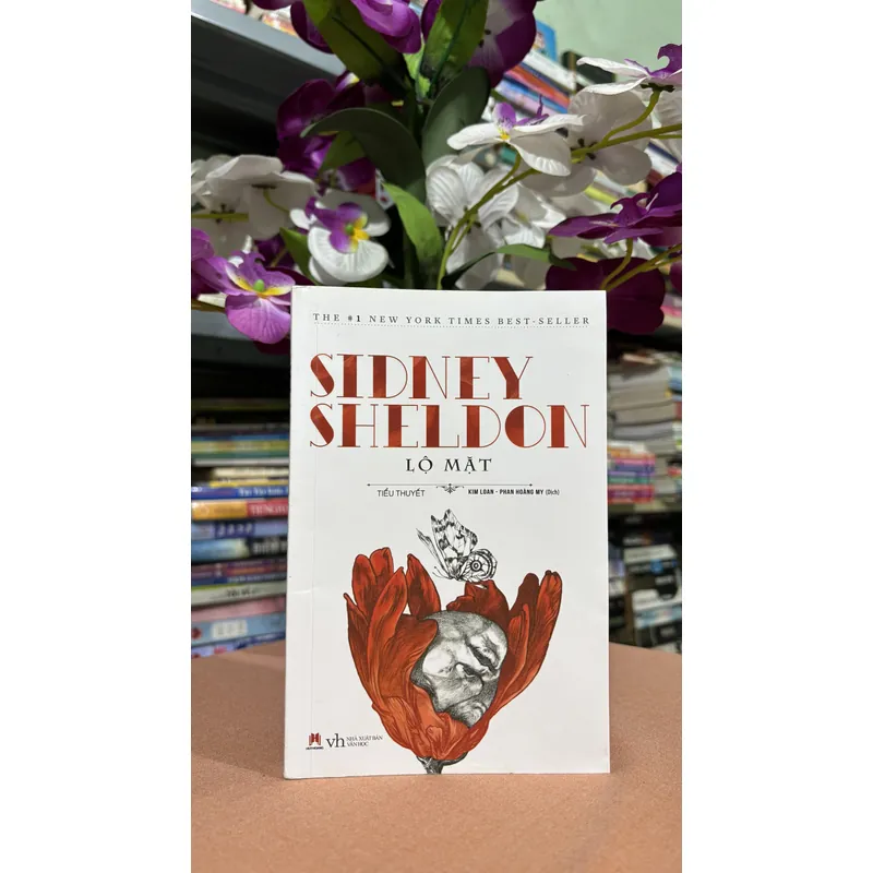 Lộ mặt - Sidney Sheldon 🌊 694693
