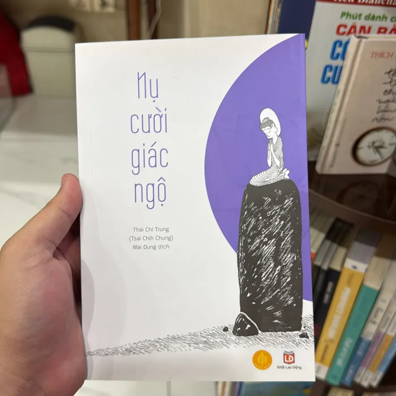 Sách nụ cười giác ngộ 601942