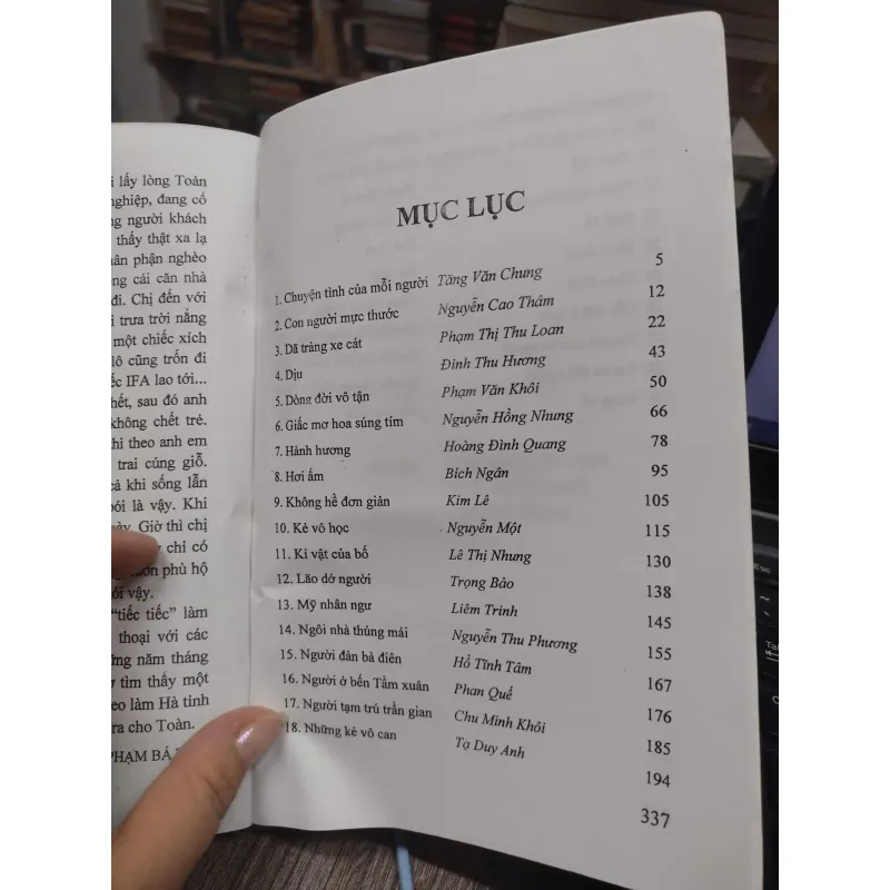 Sách: Truyện ngắn hay 2012 (B1) Tác giả: Nhiều tác giả 694375