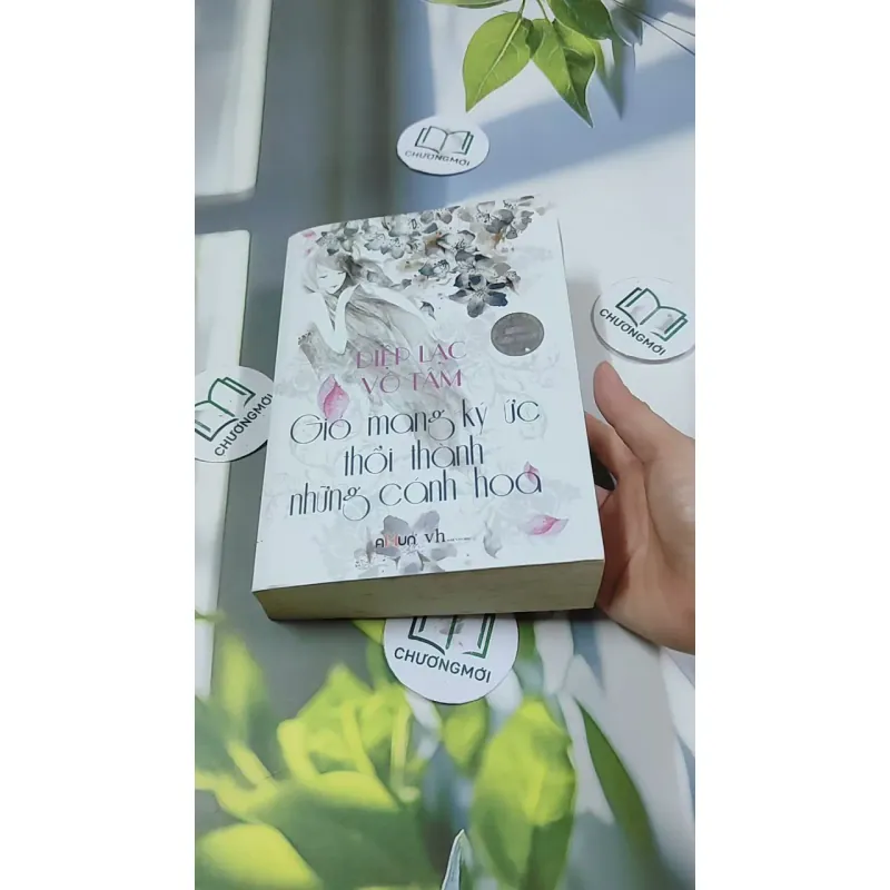 Gió Mang Ký Ức Thổi Thành Những Cánh Hoa - Diệp Lạc Vô Tâm 744749