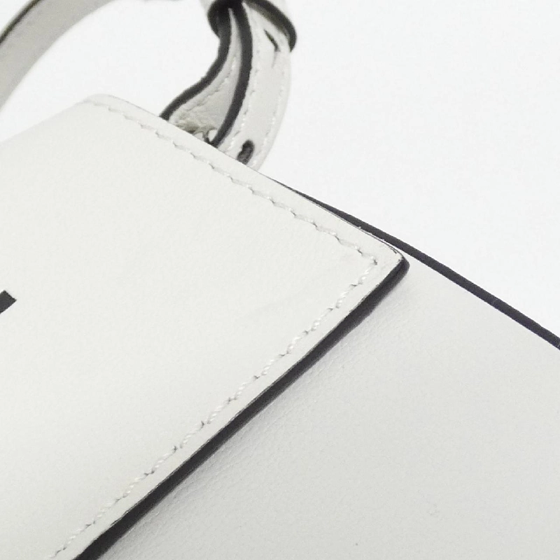 Túi điện thoại Fendi Baguette 7AS142 AMWZ 628505