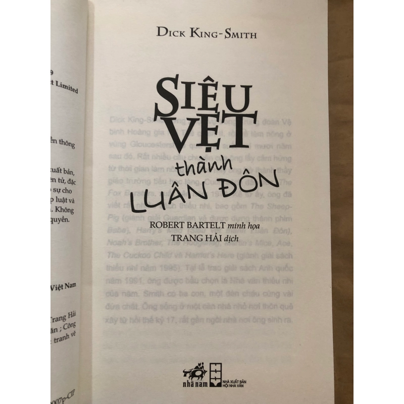 Siêu Vẹt Thành Luân Đôn Dick King Smith 317300