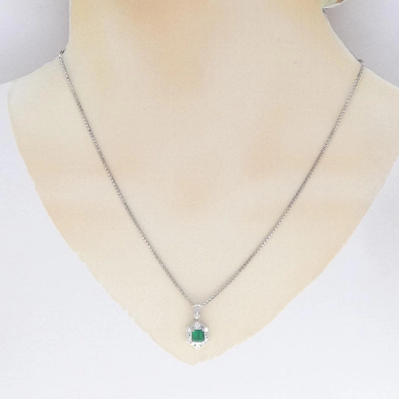 Dây chuyền Emerald PT900/PT850 0.56CT - Hàng hiệu Authentic 865370