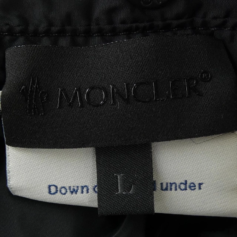 MONCLER 20918G00028 Áo khoác - Hàng hiệu Chính hãng 888451
