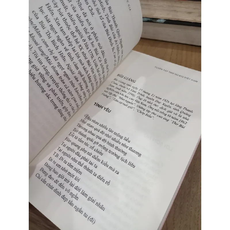 Tuyển tập thơ họ Bùi Việt Nam - Nhiều tác giả 607370