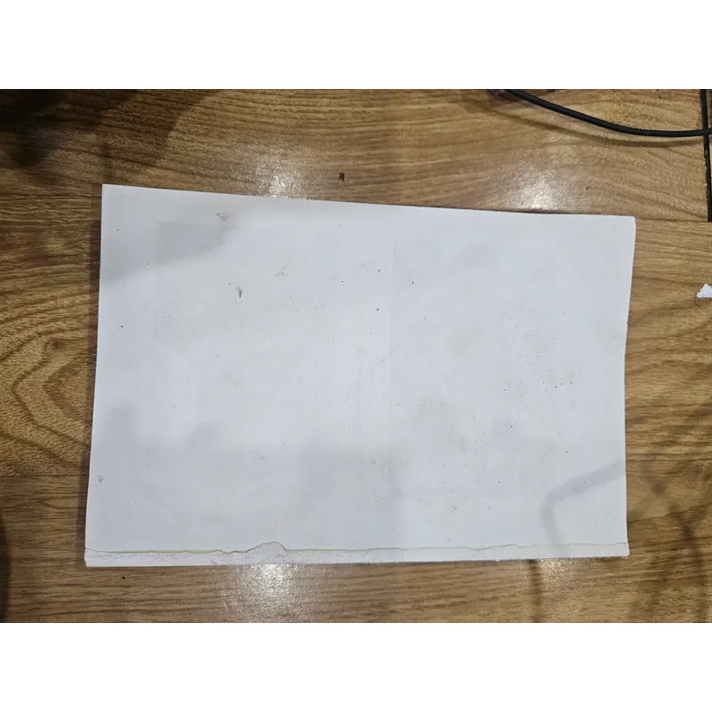 Mặt phải (mất bìa, đủ nội dung)
 723279