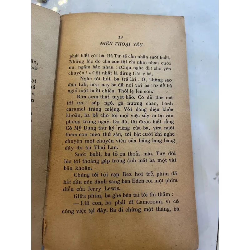 ĐIỆN THOẠI YÊU - NHÃ CA 754338