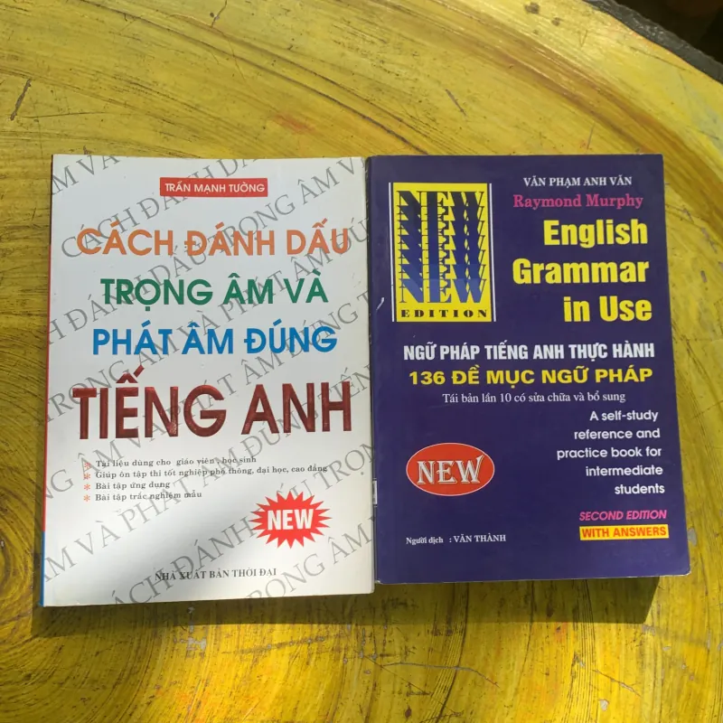 COMBO ENGLISH GRAMMAR IN USE - CÁCH ĐÁNH DẤU TRỌNG ÂM VÀ PHÁT ÂM ĐÚNG TIẾNG ANH-136 đề mục 752634