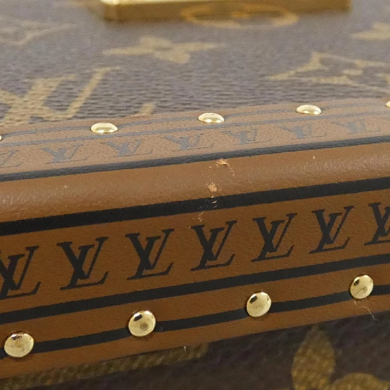 Túi đeo vai Louis Vuitton Monogram Camera Box M10079 608712