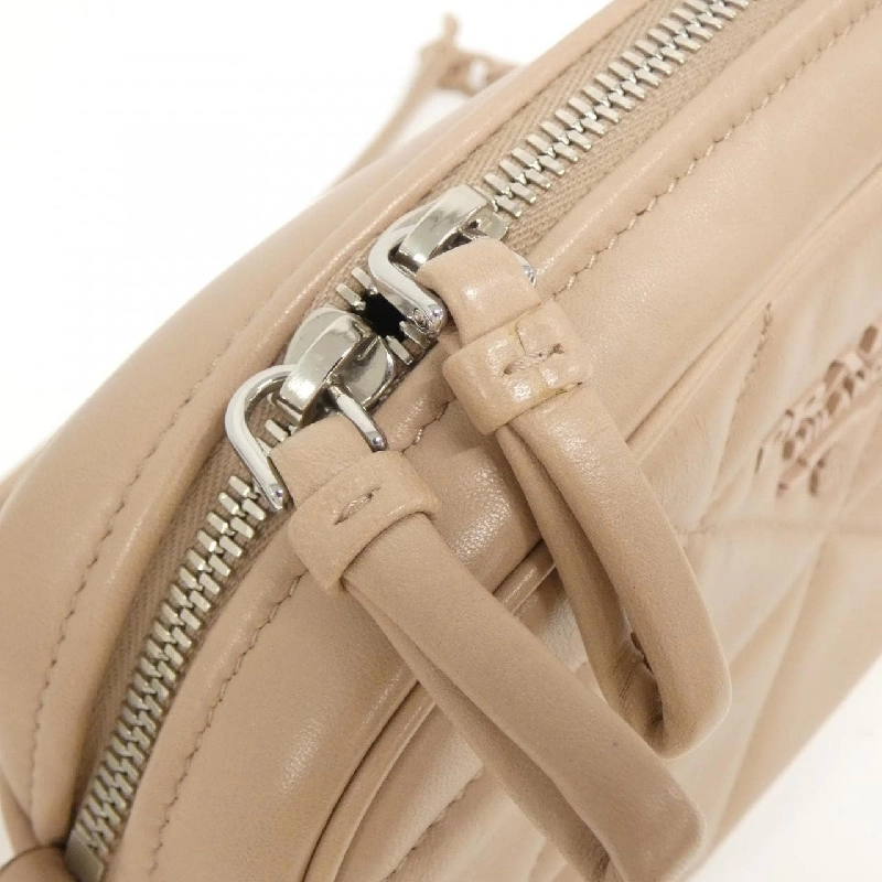 Túi xách vai Prada 1BH141 613231