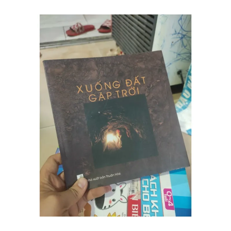 Xuống đất gặp trời 989438