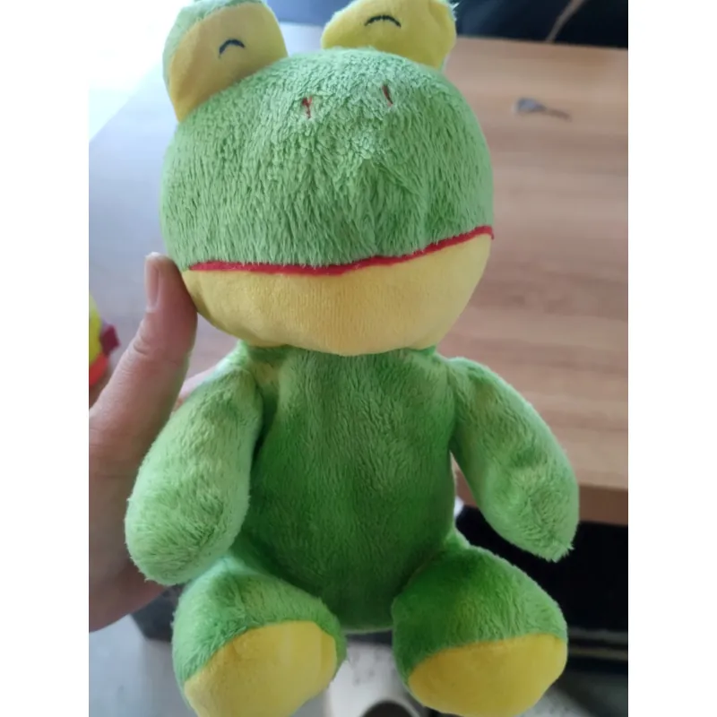 một chú thú nhồi bông hình ếch xanh. Hàng 2hand 996588