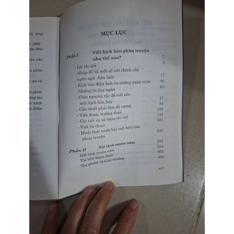 Viết kịch bản phim truyện  1002653