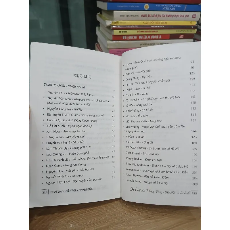 Bài thơ Thăng Long – Hà Nội và lời bình – Nghiêm Huyền Vũ, Phạm Đức (tuyển và bình) 589327