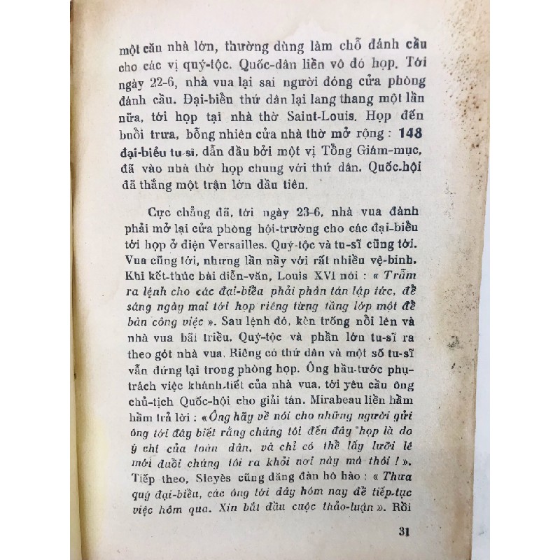 Cách mạng và hành động - Nghiêm Xuân Hồng 126311