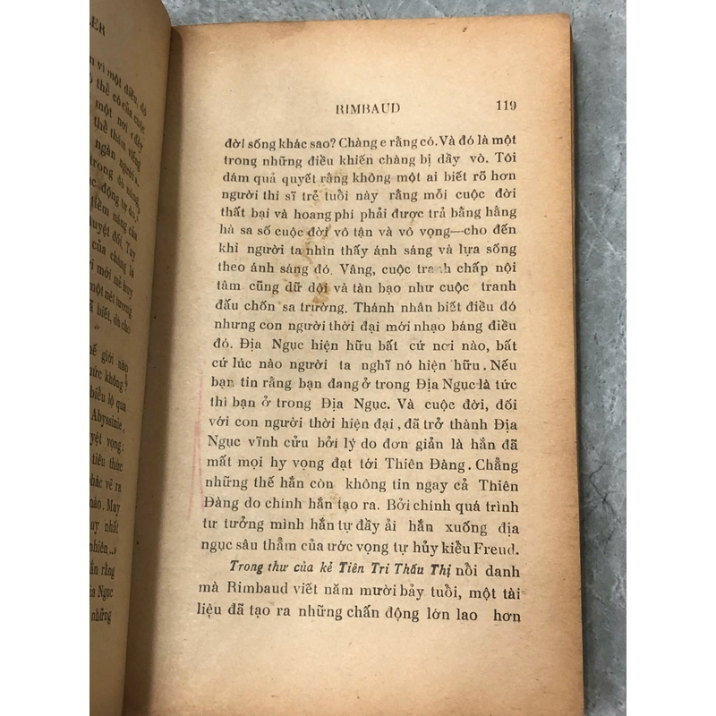 THỜI CỦA NHỮNG KẺ GIẾT NGƯỜI - Henry Miller 477862