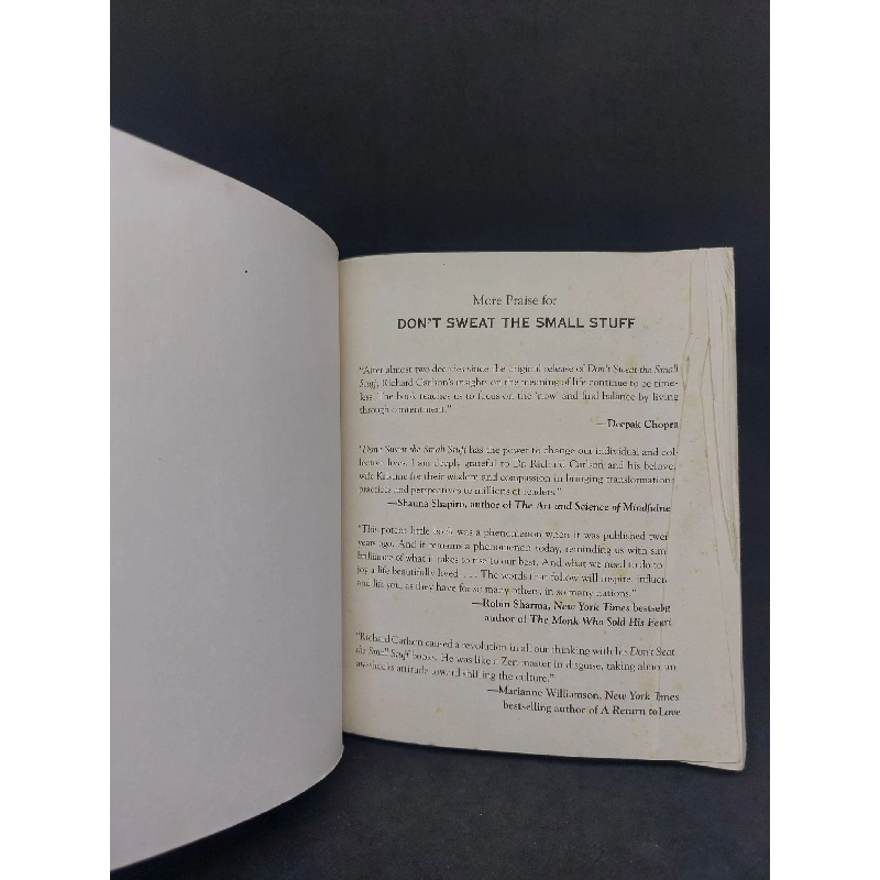 Don't sweat the small stuff in love mới 80% HCM1207 911680