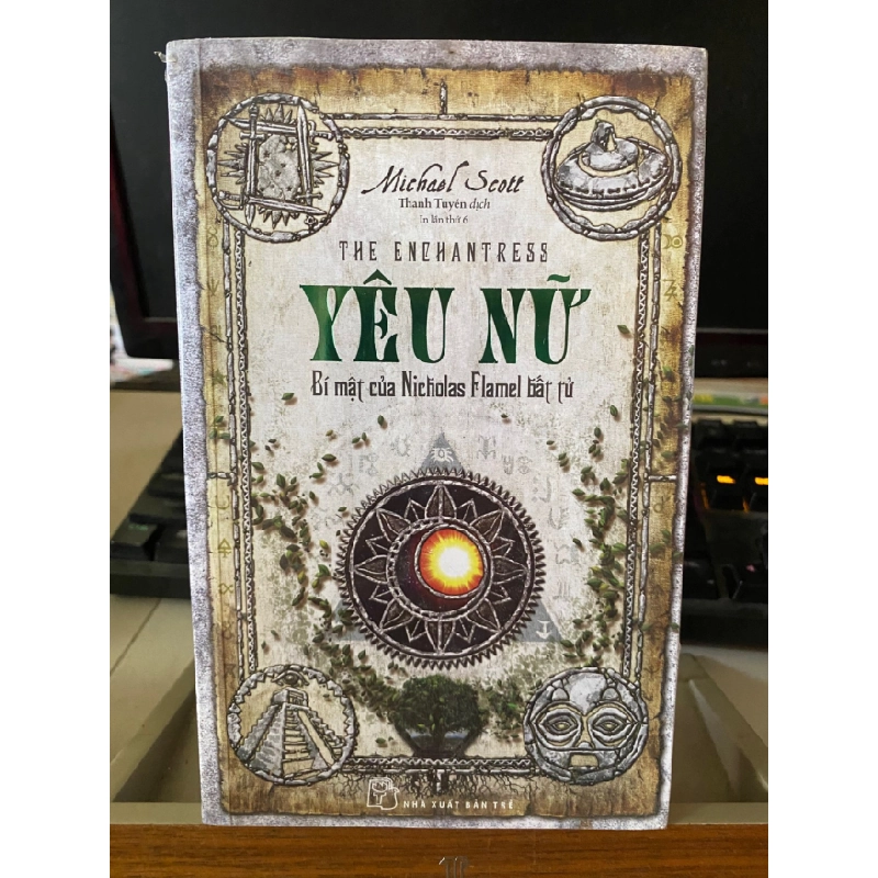 Yêu nữ bí mật của Nicholasflamel bất tử -Sách lưu kho mới còn seal- Michael Scott [2001] SÁCH VĂN HỌC STB262 457652