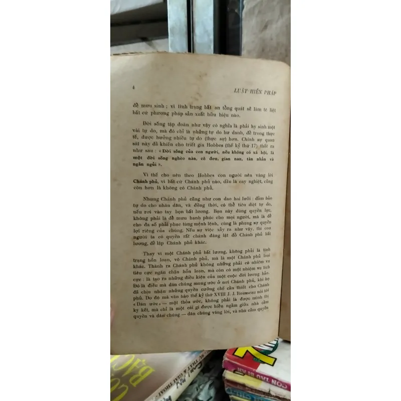 Luật Hiến Pháp và các Định Chế Chính Trị-1973- Hiếm, đẹp ko tỳ vết 752671