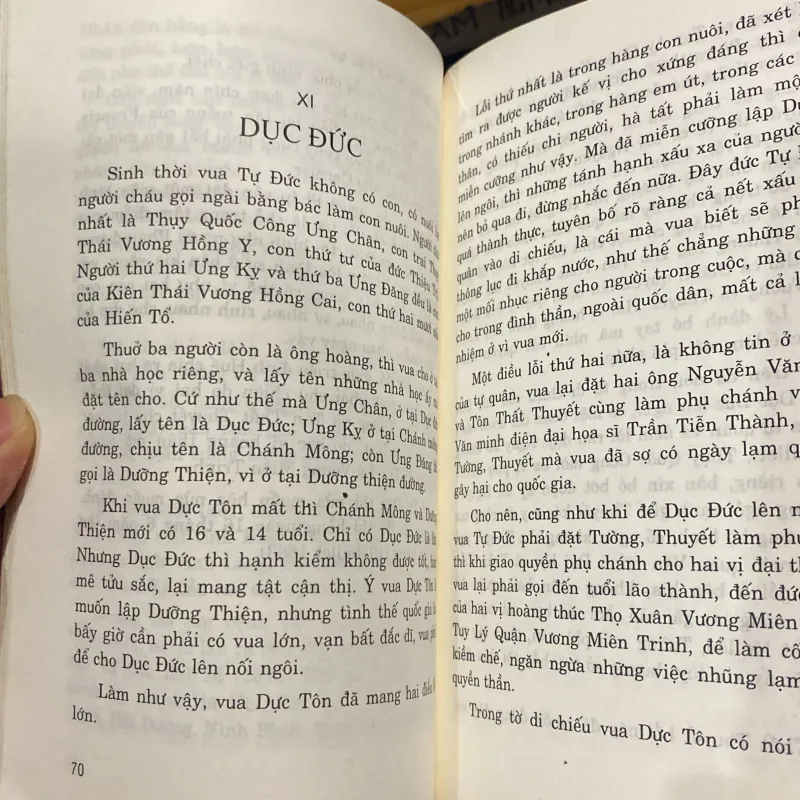 TUY LÝ VƯƠNG, LỊCH SỬ KÝ SỰ (XB 2000) 995889