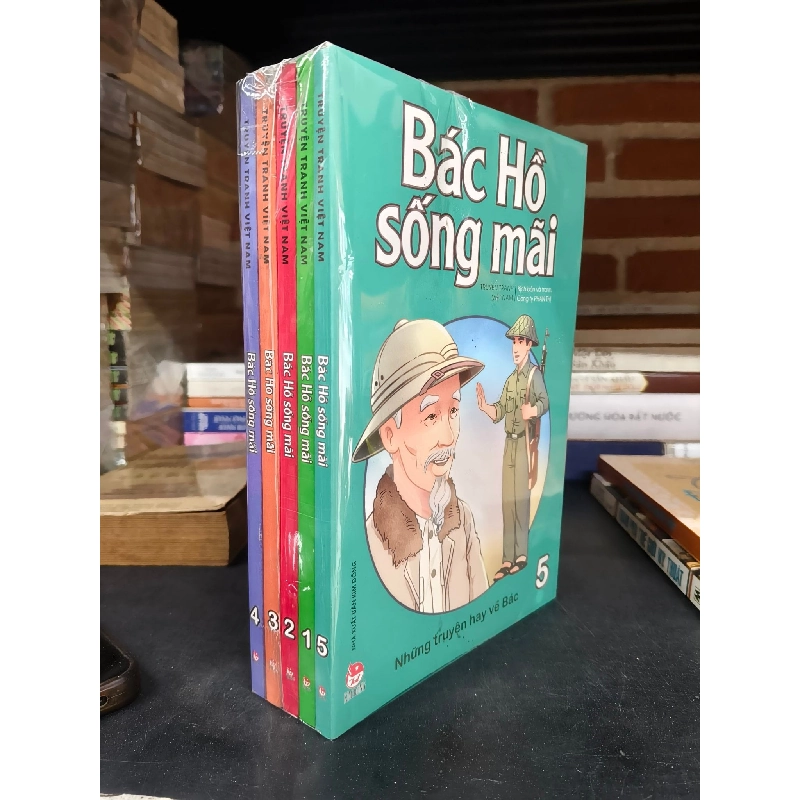 Truyện tranh Bác Hồ sống mãi 785923