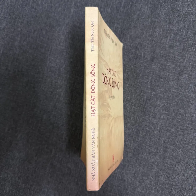 Hạt cát dòng sông - Thân Thị Ngọc Quế 1012850