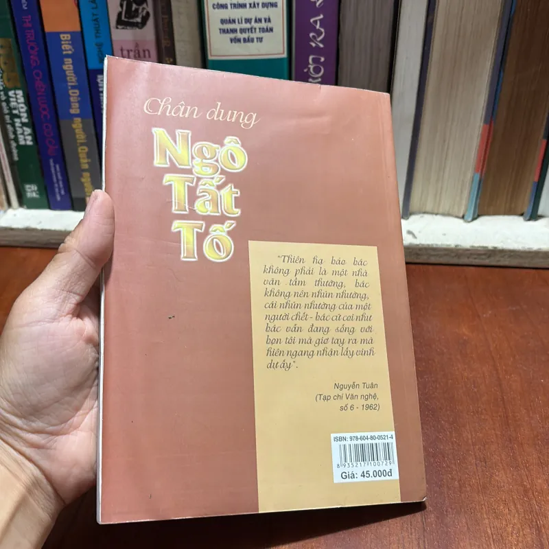 II Nhân Vật: Chân Dung Ngô Tất Tố - Cao Đắc Điểm, Ngô Thị Thanh Lịch - 2014 928106