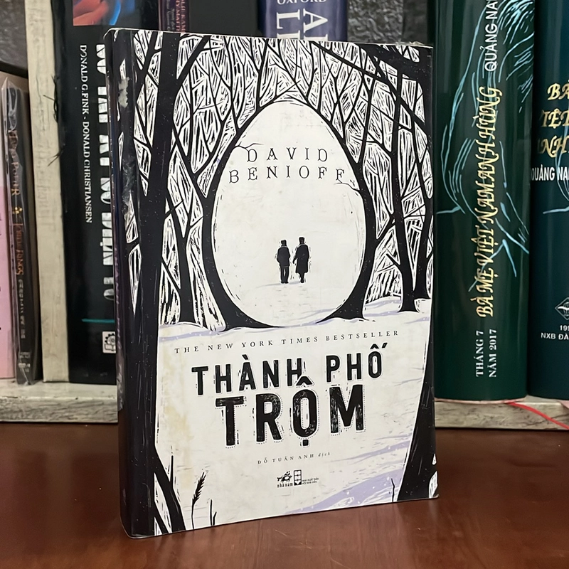 II Văn Học Nước Ngoài: Thành Phố Trộm - David Benioff - 2016 534065