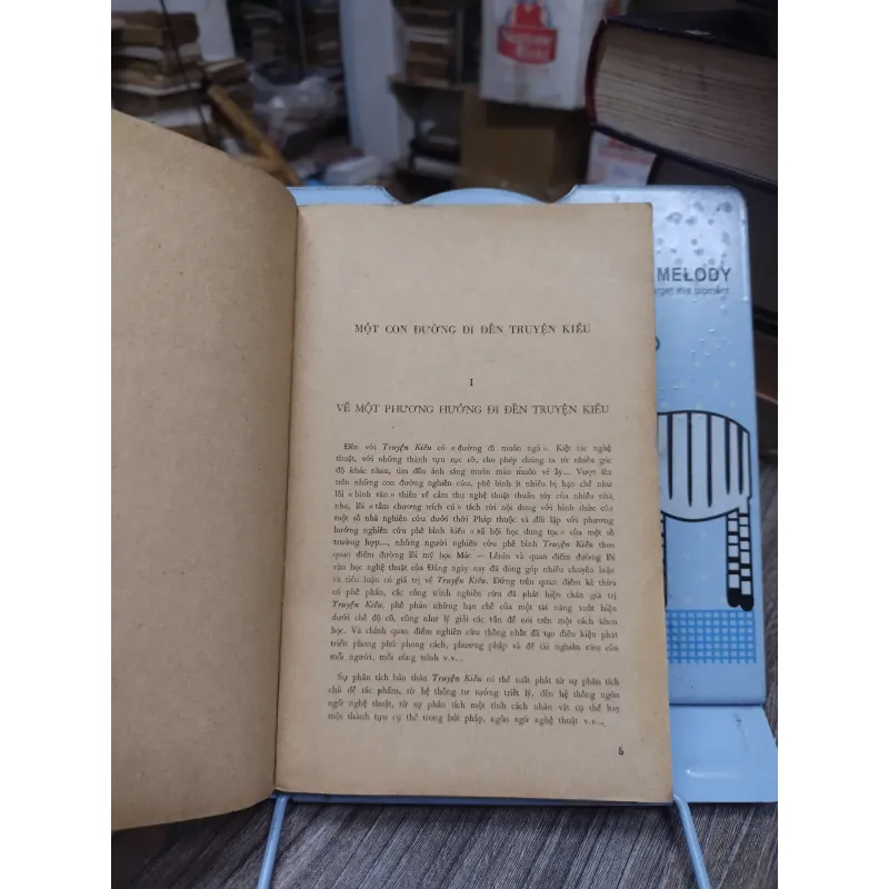 Sách: Truyện Kiều và thể loại truyện Nôm - TG: Đặng Thanh Lê (A2) 746883