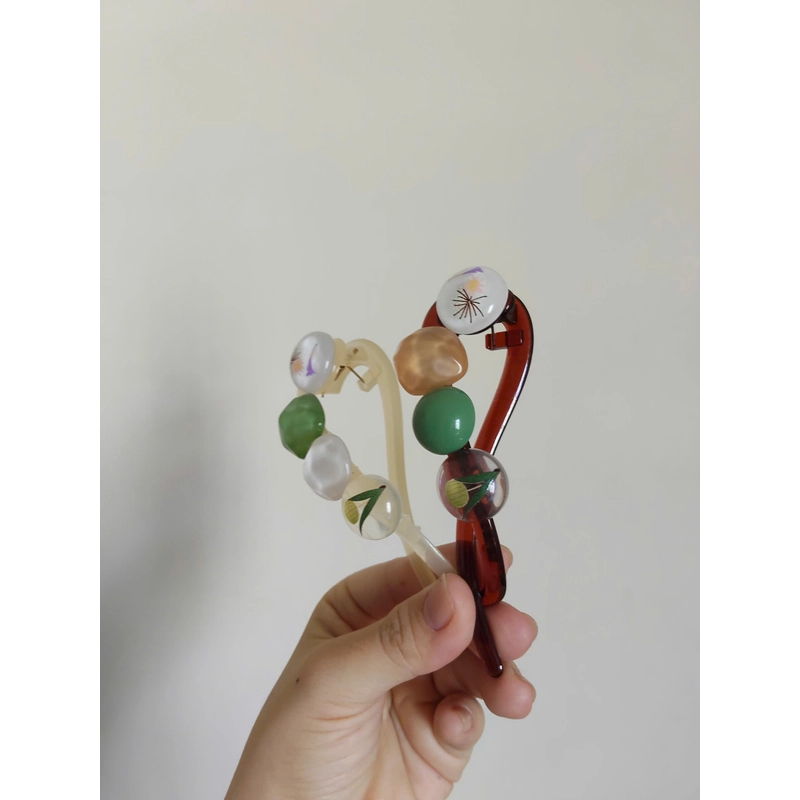 Kẹp móc nhựa gắn đá 457792